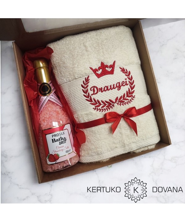Dovanų rinkinys draugei siuvinėtas rankšluostis ir vonios druska (braškių kvapo)