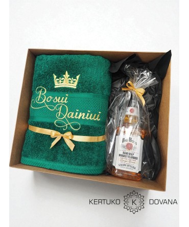 Išskirtinis rinkinukas bosui – siuvinėtas rankšluostis ir stilingas rankų muilas su dozatoriumi Big Boss.